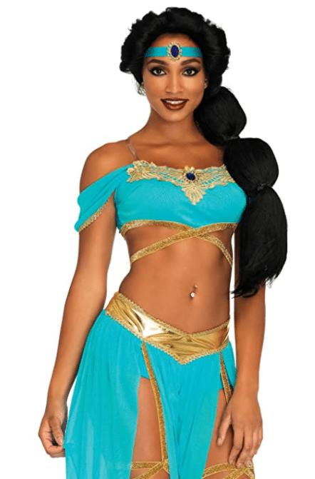 Disney princess costume of Jasmine from Aladdin for a couples Halloween cute Halloween 2020 costume idea