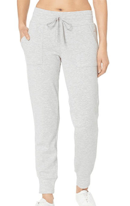 light grey athleisure wear sweatpants and grey joggers by Danskin for Stitch Fix fall outfits