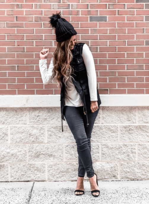 Casual Fall Outfit Idea for Women with Hat
