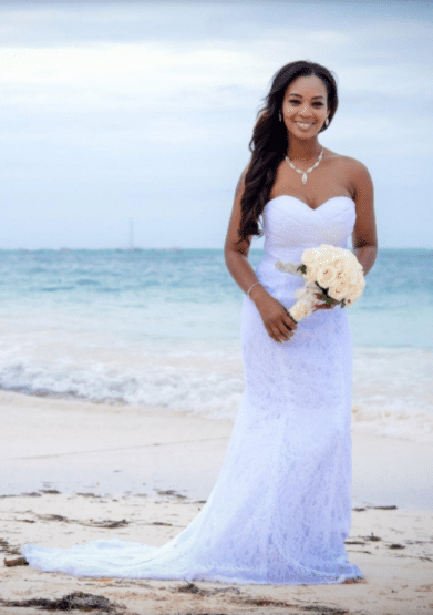Mermaid and white beach wedding dress with lace