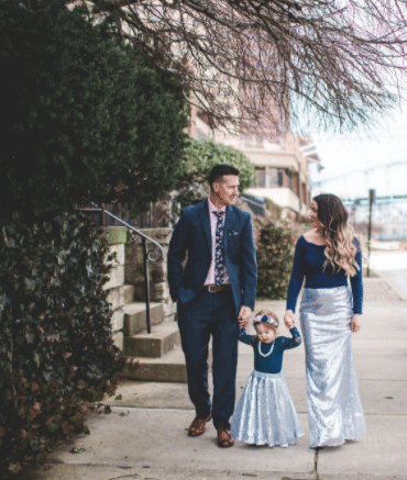 outdoor family photoshoot idea for spring with sequin skirt outfit