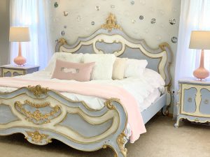 11 Easy Disney Princess Bedroom Decor Ideas + Moana & Tiana Rooms