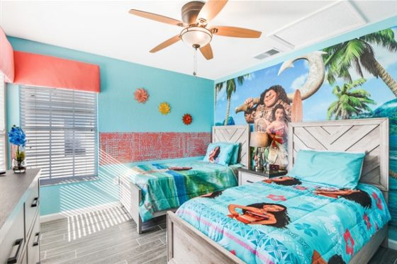 11-disney-princess-bedroom-decor-ideas-moana-tiana-rooms