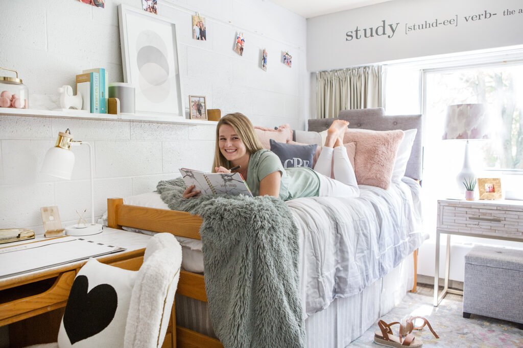 calming blue college dorm room idea