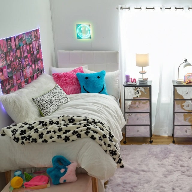 College Dorm Room Decor Idea with Throw Pillow