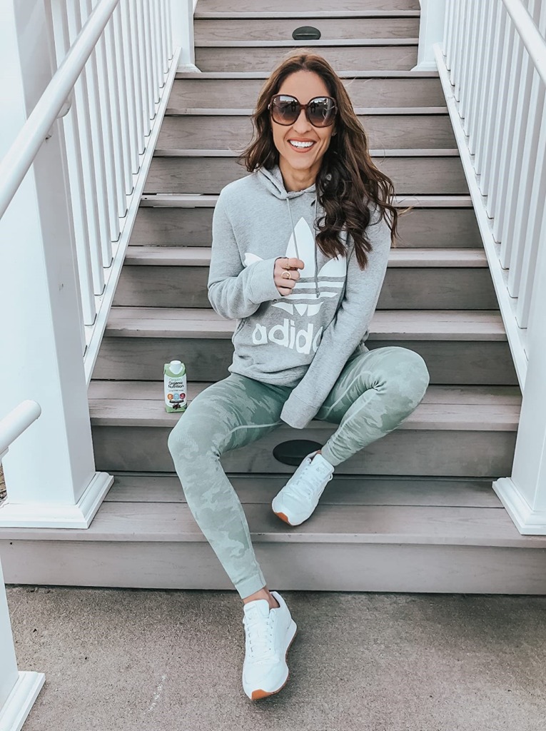 12 Cute Athleisure Outfits for Women on Amazon