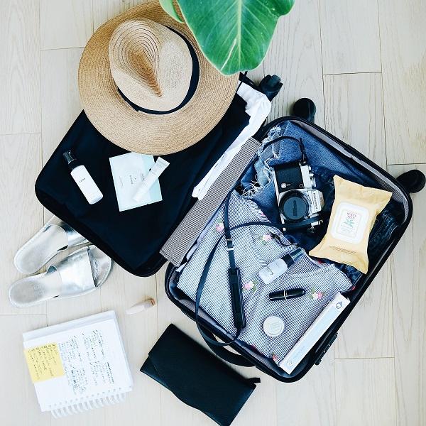 what to pack for a trip to San Francisco by Very Easy Makeup