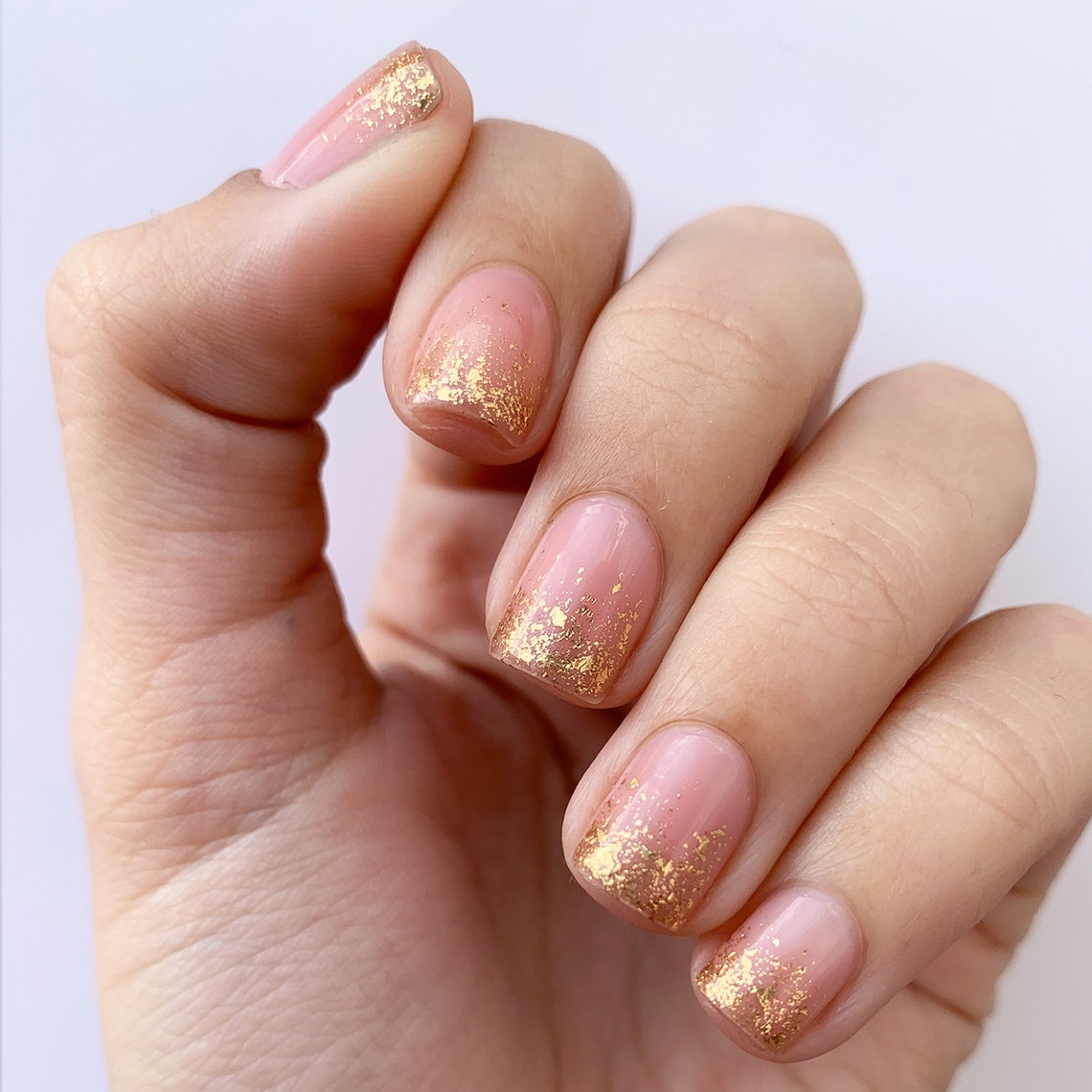 winter nail polish design gold flakes