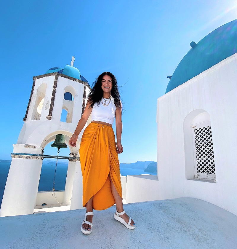 Classy Outfit for Greece Vacation with Midi Skirt
