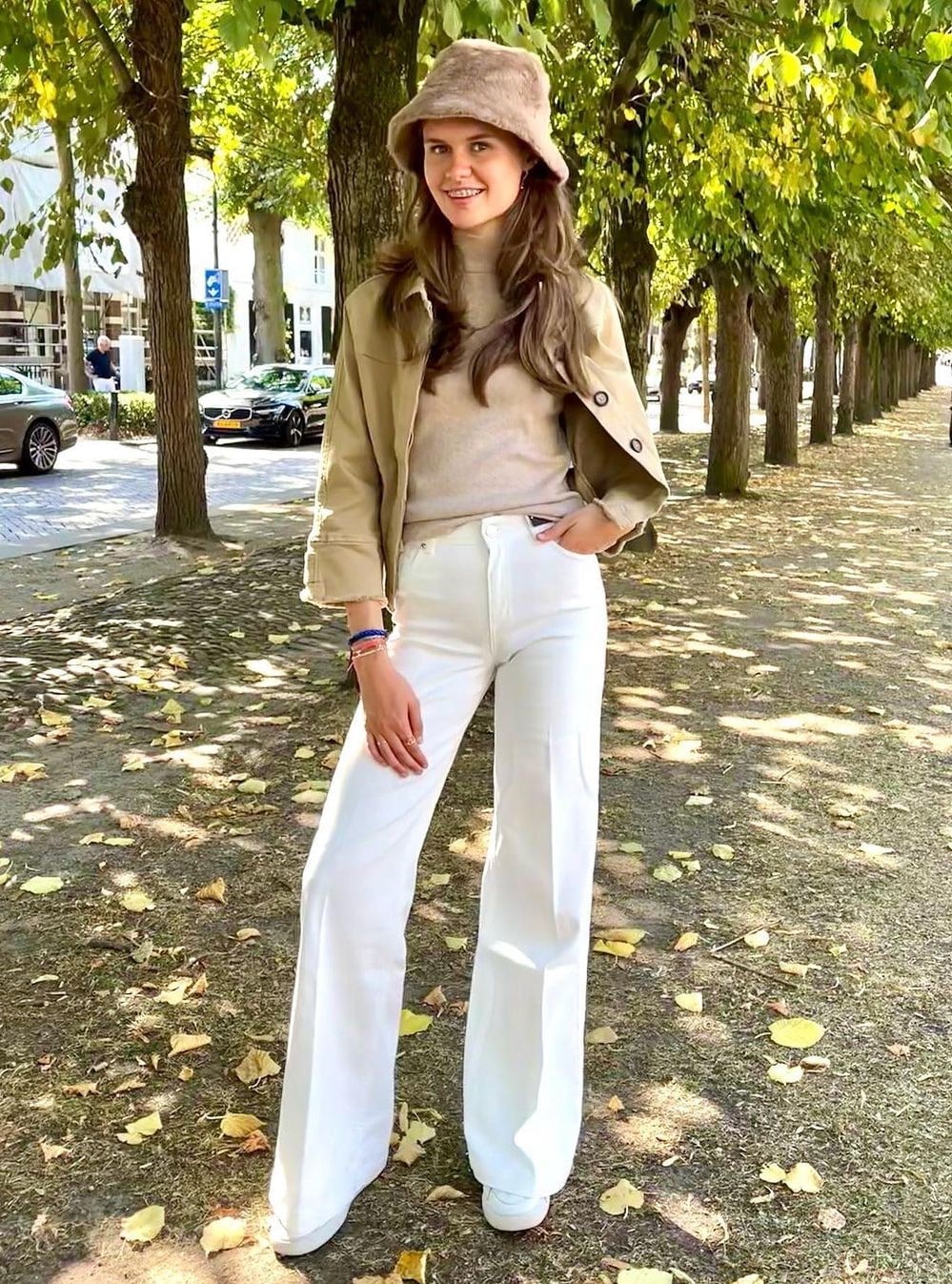 Fuzzy Bucket Hat Outfit with White Pants