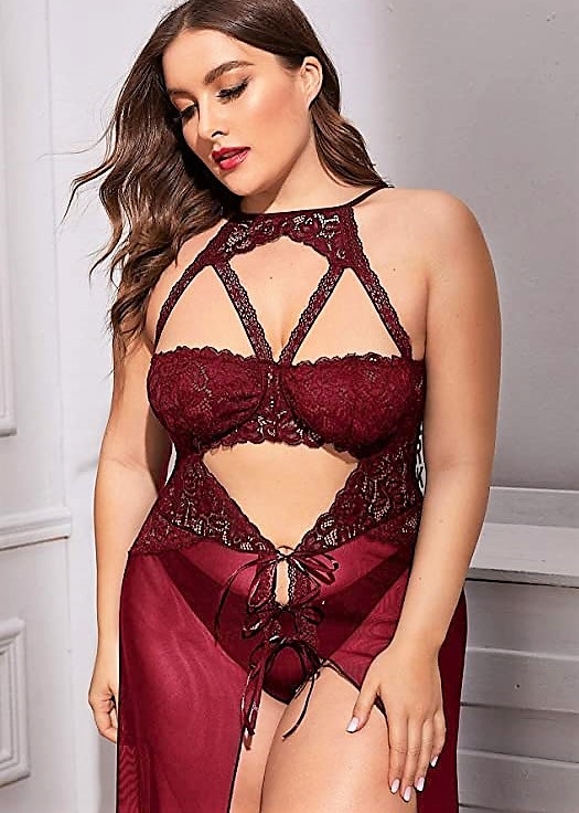 Red Lace Boudoir Plus Size Outfit