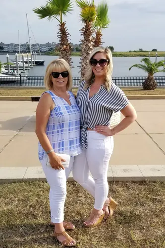 Newport, Rhode Island Outfit with Jeans