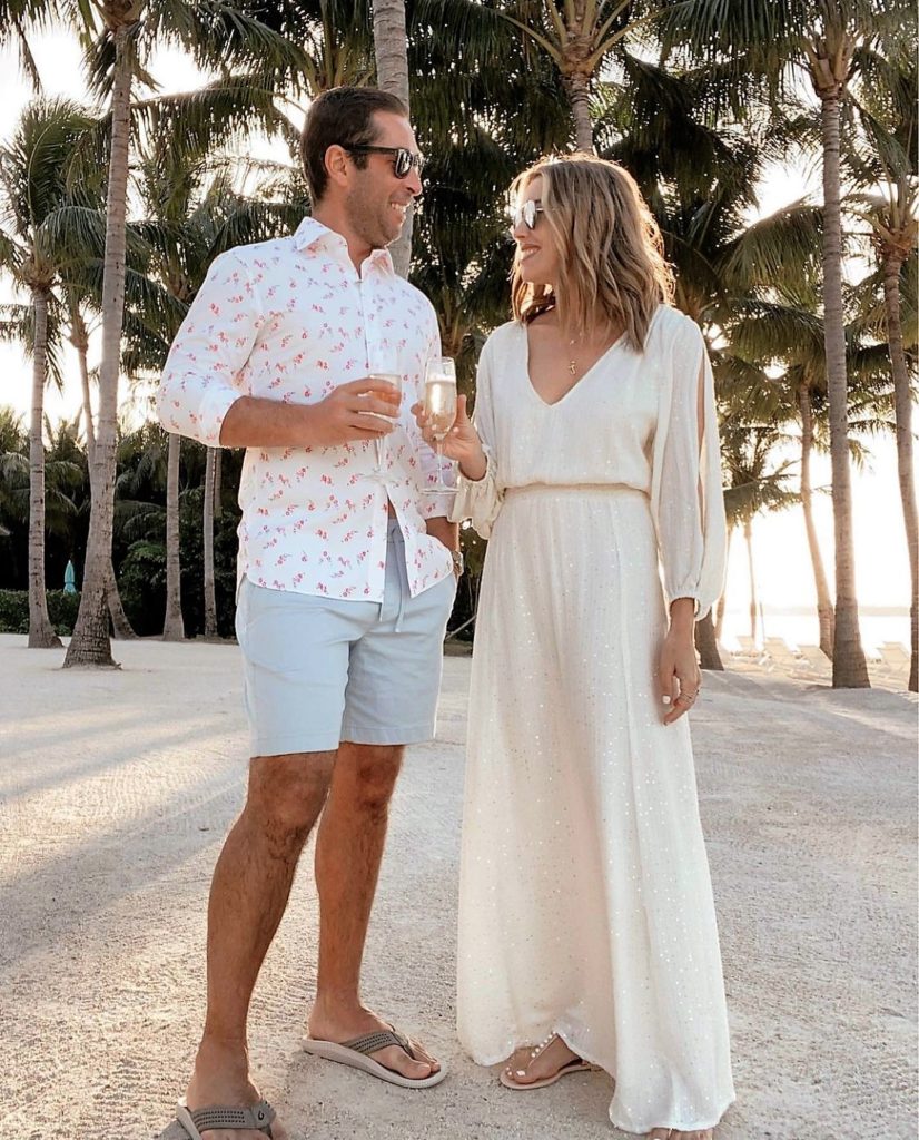 Matching Cream Vacation Outfits for Couples