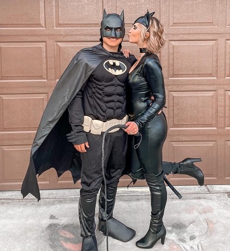 Sexy Halloween Costumes for Couples Batman and Catwoman