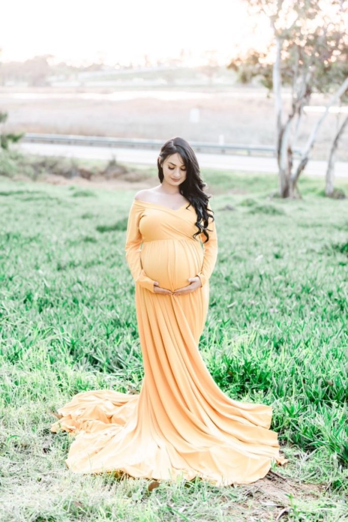 Light Yellow Spring Maternity Photoshoot Dress