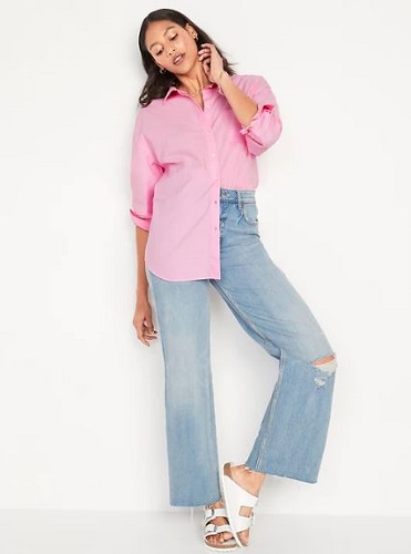 Wide Leg Jeans Outfit with Pink Oversized Collared Shirt