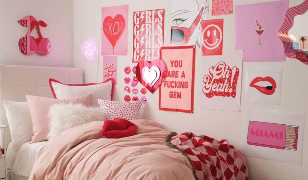 College Dorm Room Idea in Red and Pink