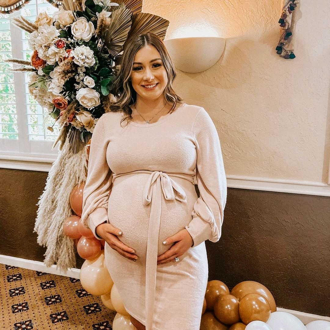 Maternity Thanksgiving Dress Outfit