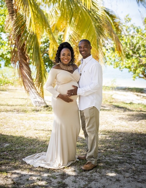 Couple Maternity Shoot Tropical