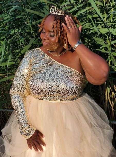 Plus Size Birthday Photoshoot Outfit 50th