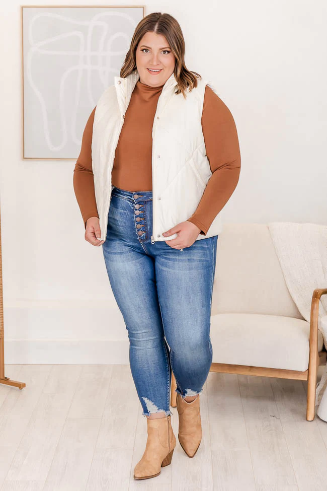 Plus Size Puffer Vest Outfit