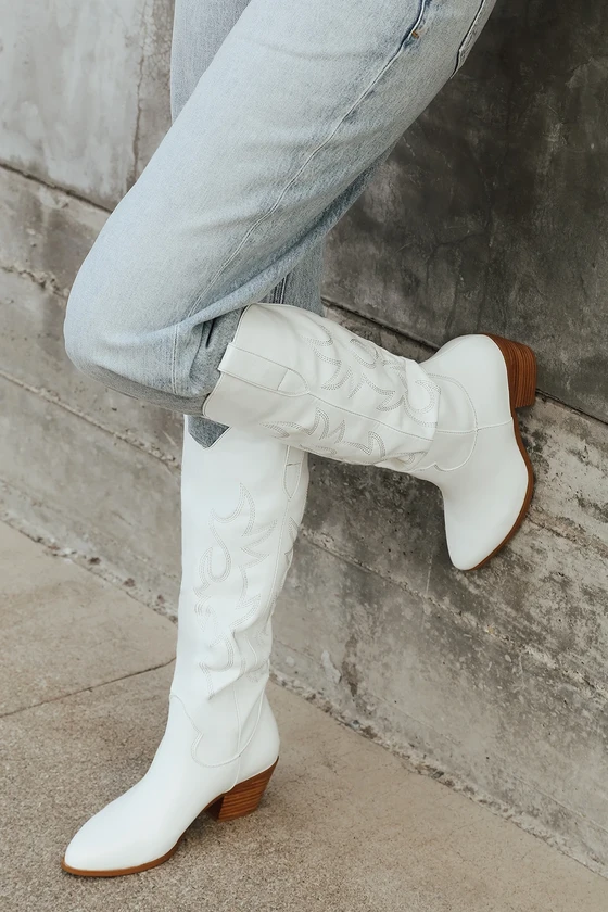 White Cowboy Boots for Nashville Outfits