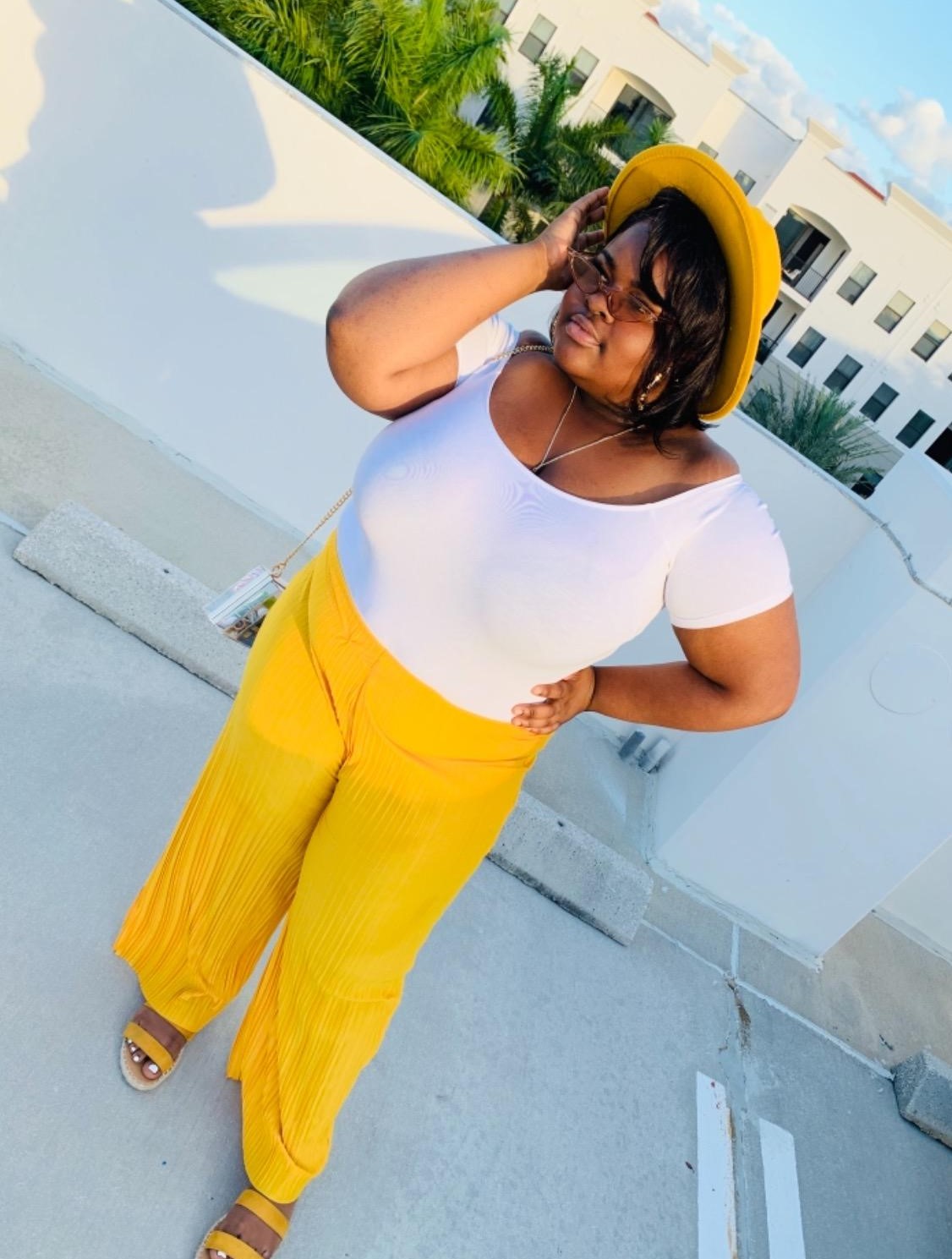 Yellow Fedora Hat Outfit