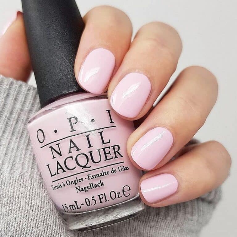 10 Best February Nail Colors to Wear Right Now Very Easy Makeup
