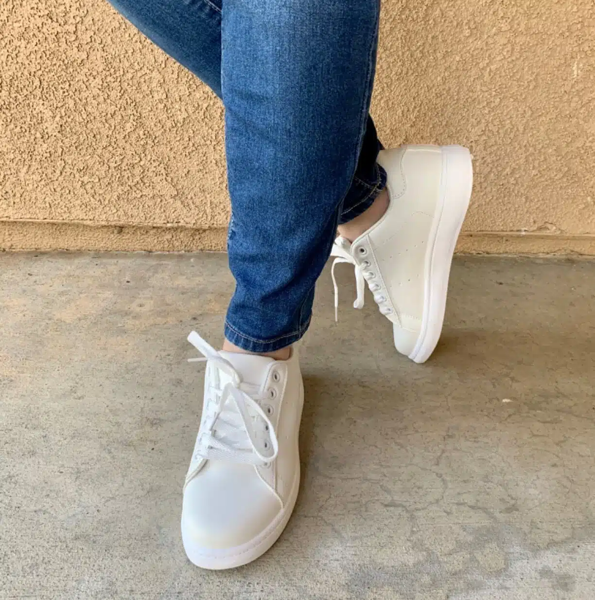 Vepose white sneakers