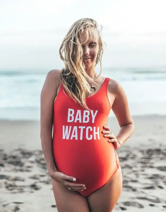 summer beach maternity photoshoot