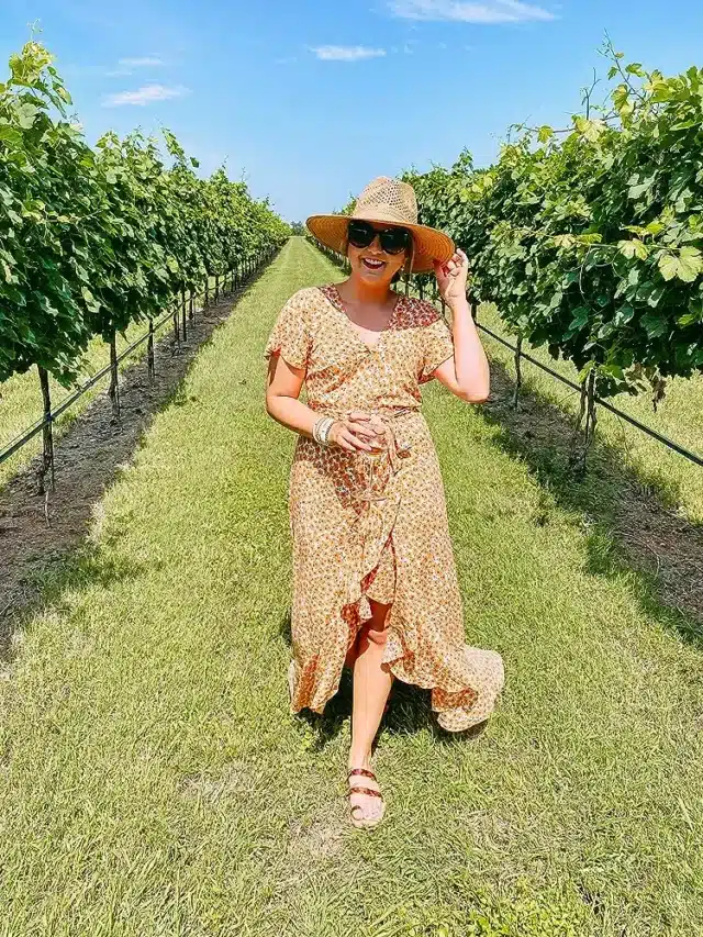 what to wear to a winery + orange winery outfit