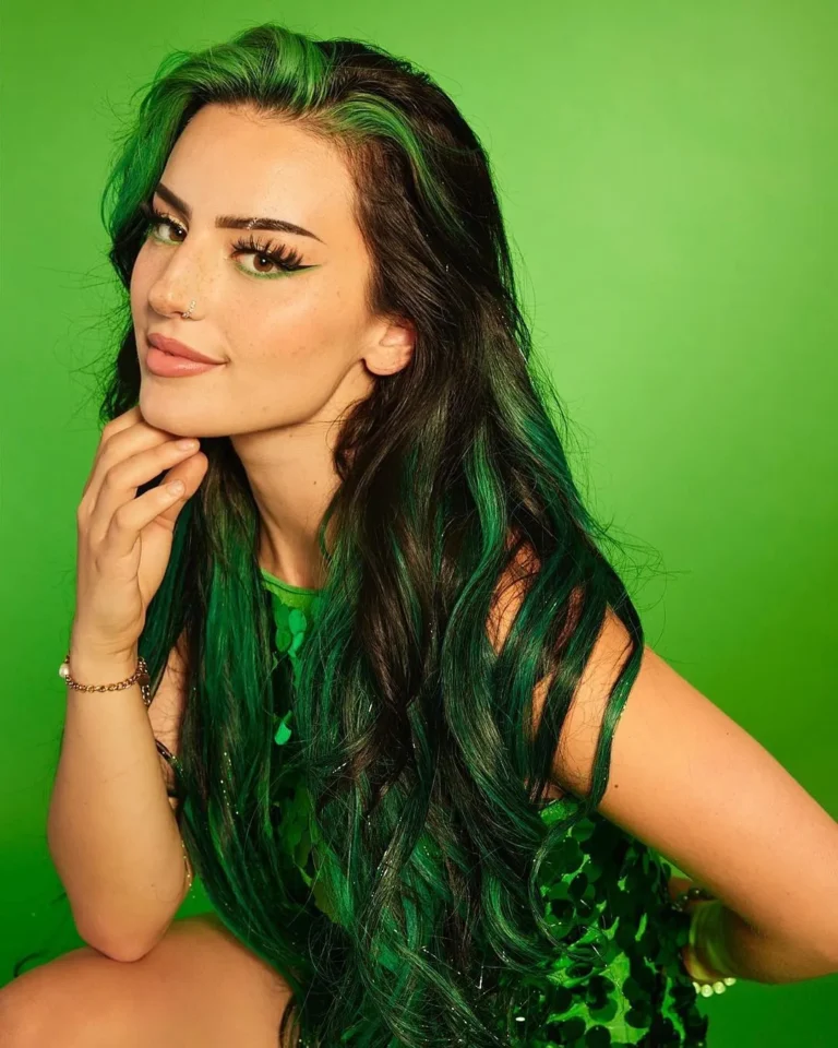 48 Green and Black Hair Ideas to Rule Your World