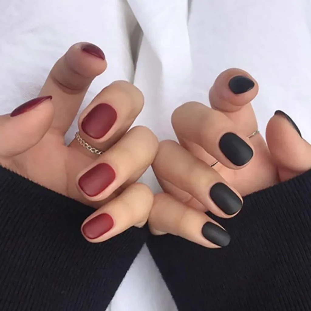 short square nails brown and black