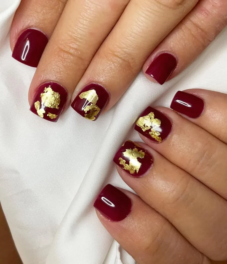 short square nails for Christmas