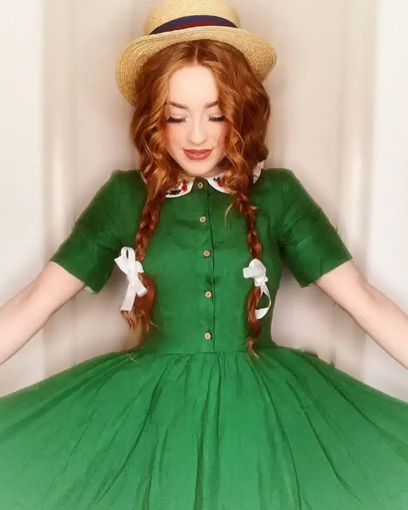 redhead Halloween costume + Anne of Green Gables costume