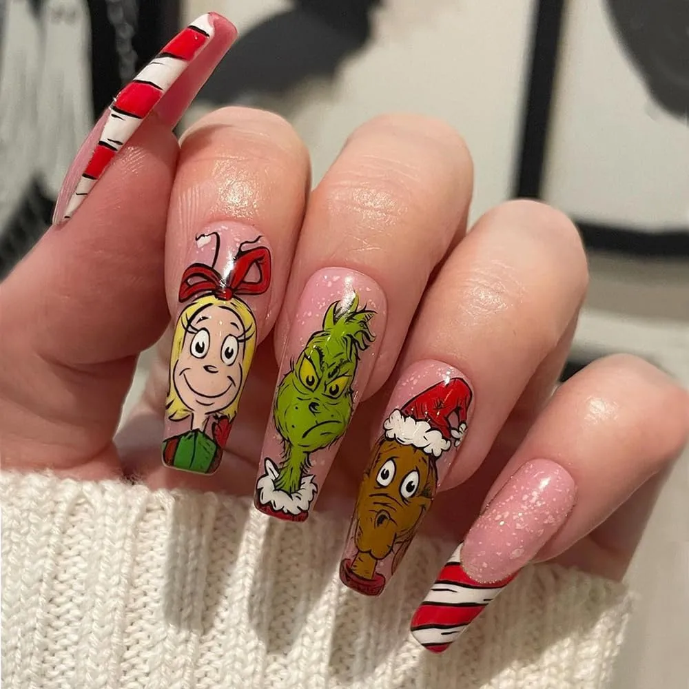 The Grinch Acrylic Nails