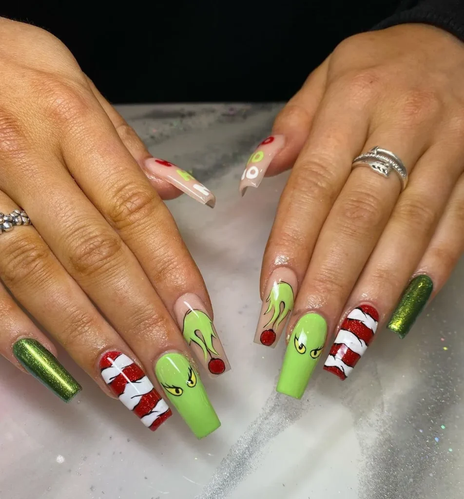 The Grinch nail designs